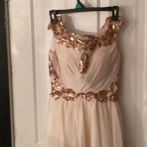 Prom. Dress size4